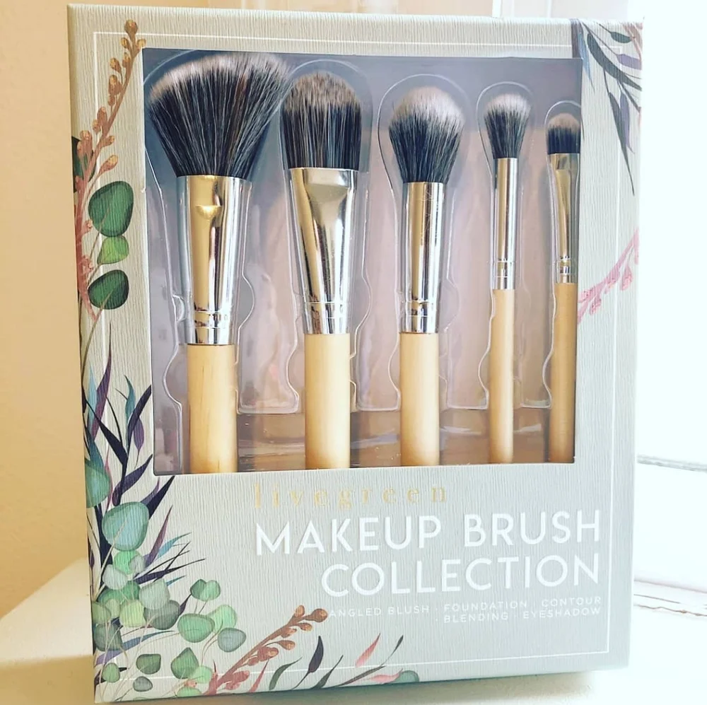 NWT LiveGreen Makeup Brush Collection Gift Set – 5‑Piece Eco‑Friendly Brush Set